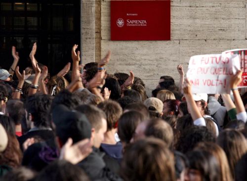 Marco Lautizi Ag. Toiati Protesta Universita' La Sapienza